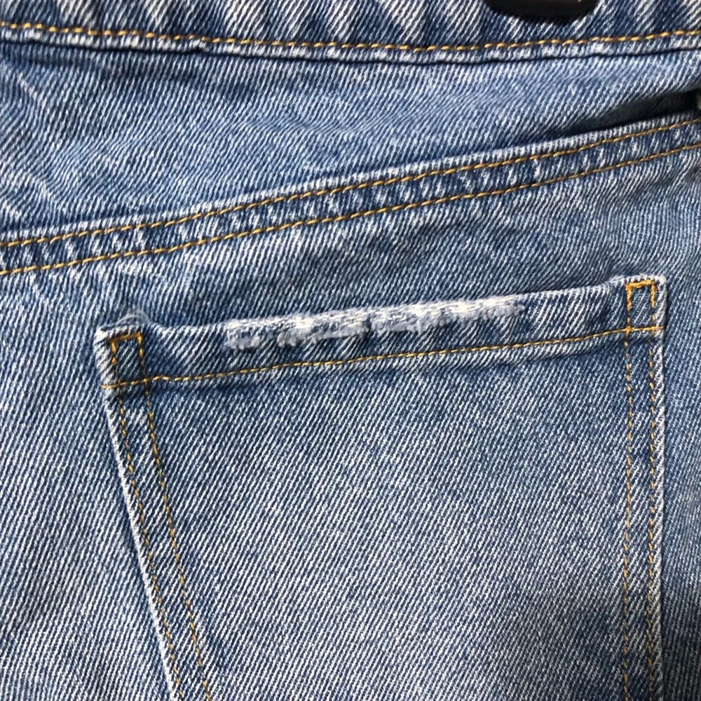 BP Be Responsible cut off denim jean short shorts‎ women 27 distressed waist 28”